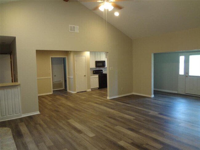 Building Photo - 219 Mountainview Dr