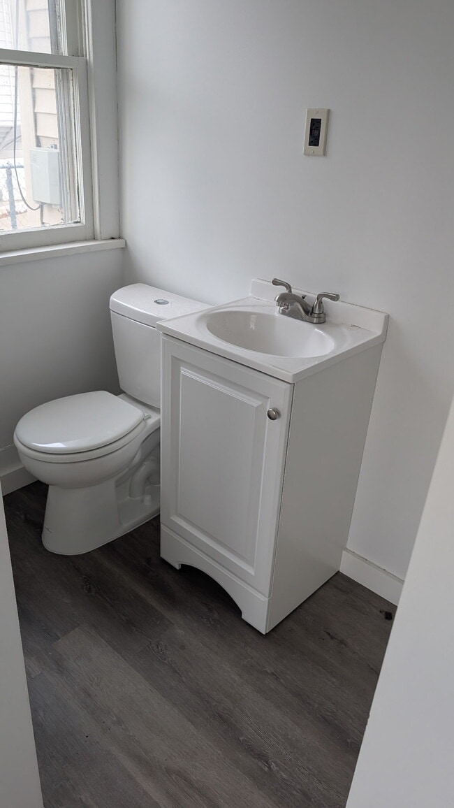 Building Photo - 1745 N Waco Ave