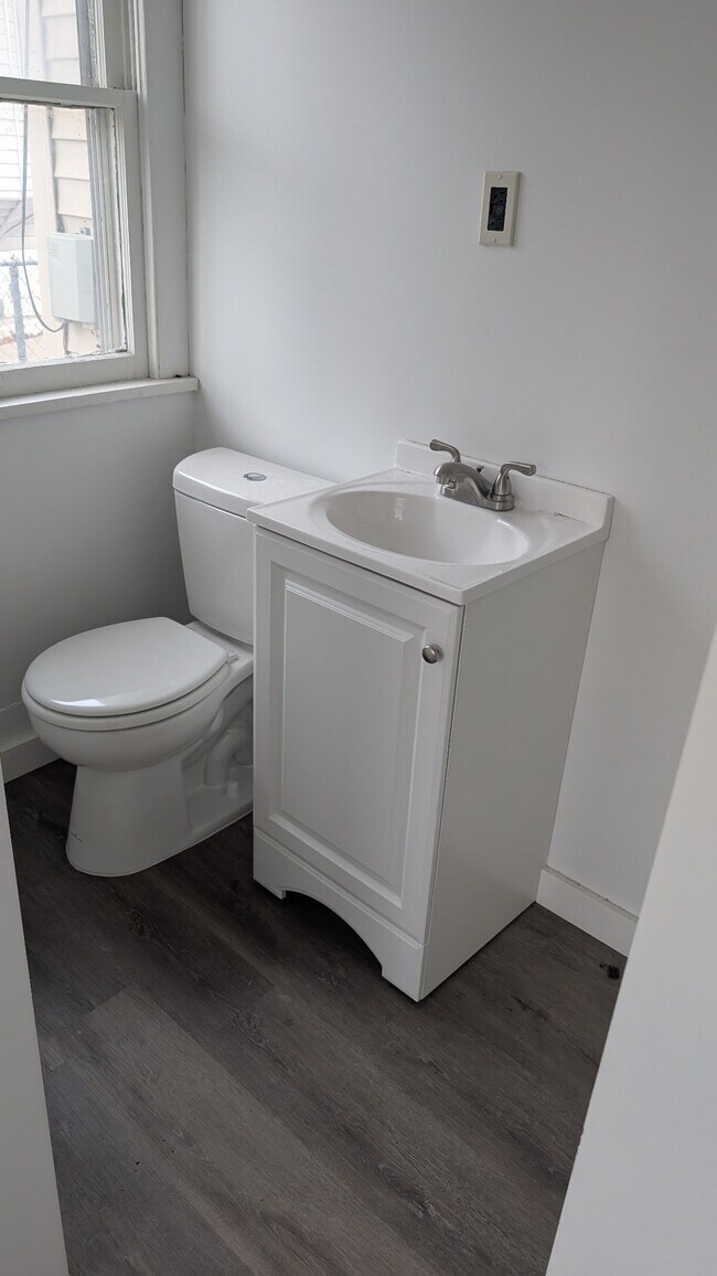 Foto del edificio - 1745 N Waco Ave