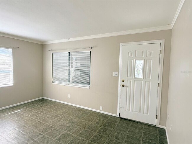 Foto del edificio - 4935 Emerson Ave S