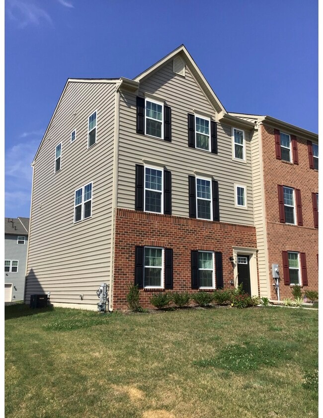 141 Sachem St, Havre de Grace, MD 21078 Townhome Rentals in Havre de
