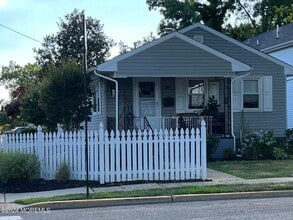 Building Photo - 106 Leighton Ave