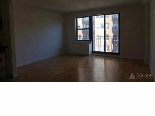 Primary Photo - 70 E 12th St
