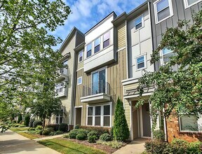 2609 Statesville Ave