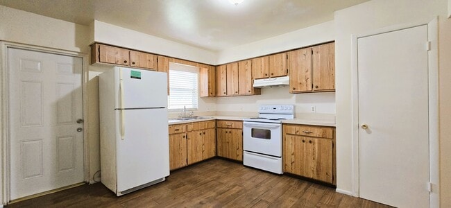Building Photo - 121 Masterpiece Rd