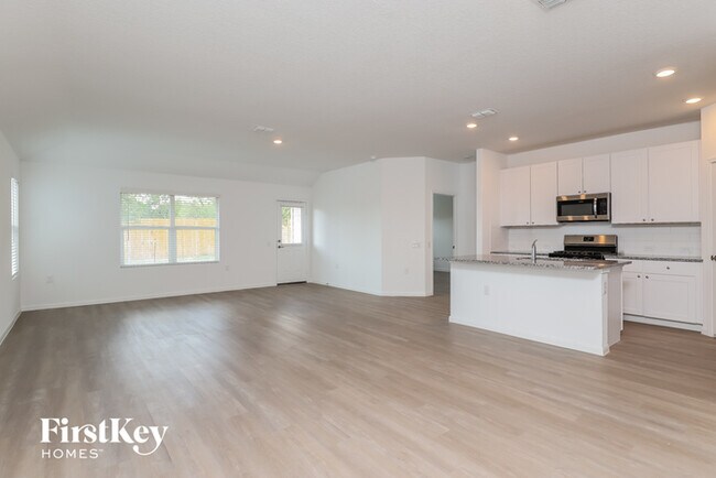 Foto del edificio - 4331 Meadowland Pl