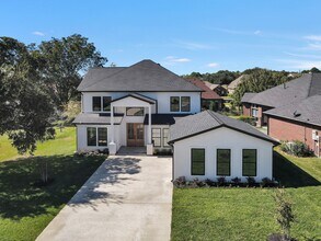 Building Photo - 49 Winterhaven Ln