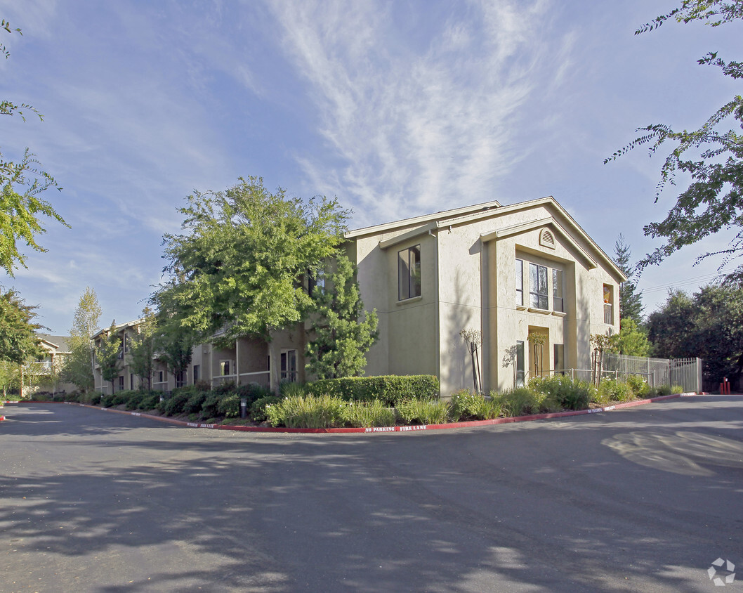 Building Photo - Winding Commons Seniors Residence