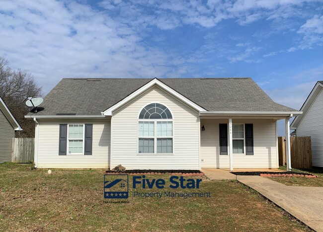 Building Photo - 5044 Boyd Dr