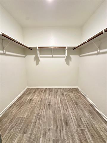 Foto del edificio - 604 Meadow Wood Ln