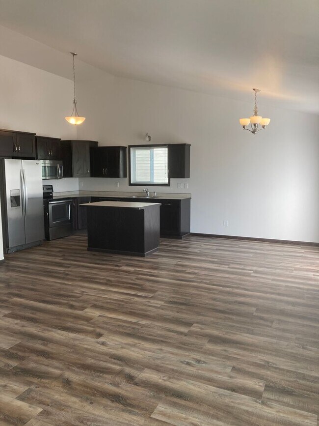 Foto del edificio - 3 Bed 3 Bath Single Family Home