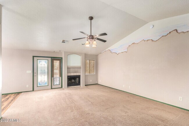 Building Photo - 1441 N Arroya Rd