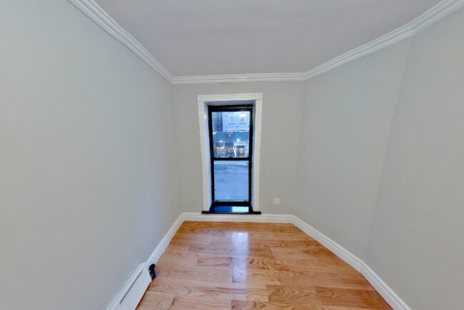 Building Photo - 941 Second Avenue