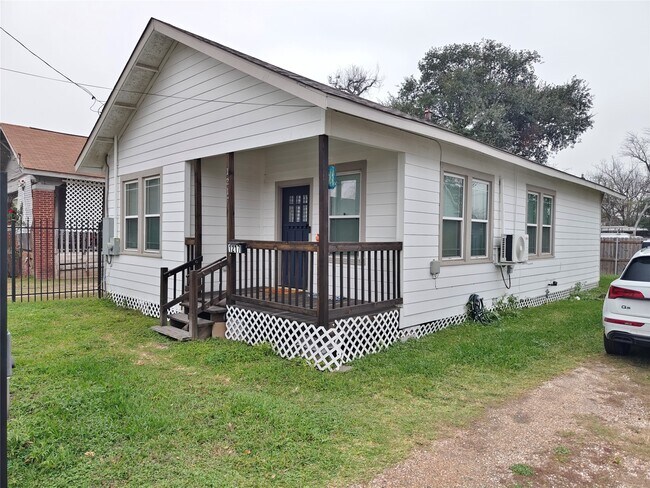 Foto del edificio - 1217 Campbell St