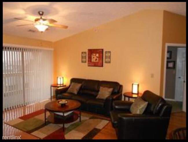 Building Photo - 3909 Yardley Ct