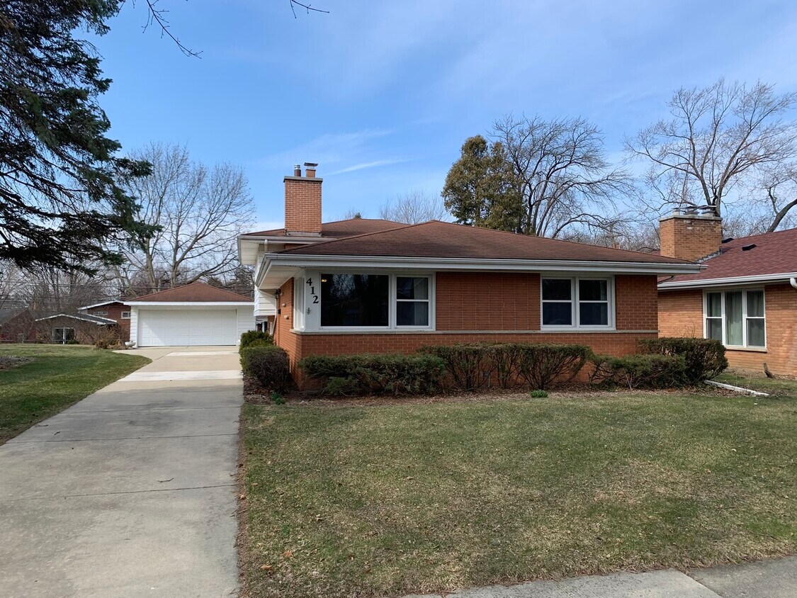412 S Phelps Ave, Arlington Heights, IL 60004 House Rental in Arlington Heights, IL