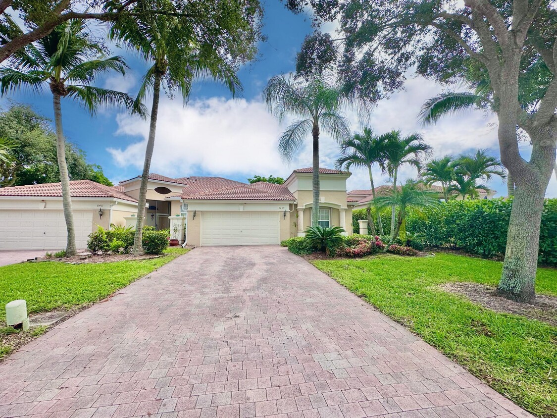 Primary Photo - 8409 Staniel Cay