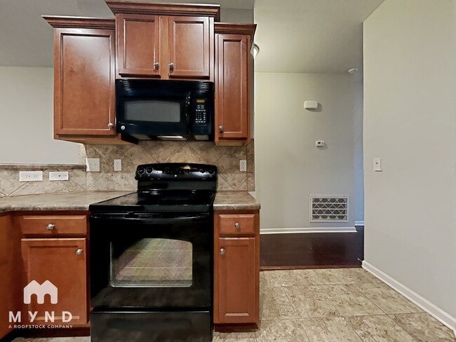 Building Photo - 6313 Cathwick Ct