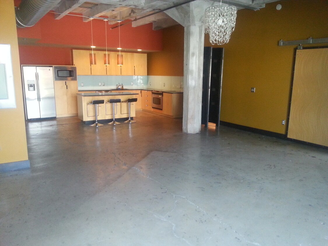 2120 Wyandotte St, Kansas City, MO 64108 Condo for Rent in Kansas