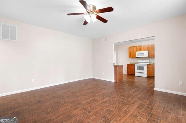 Building Photo - 1083 Soaring Way NE