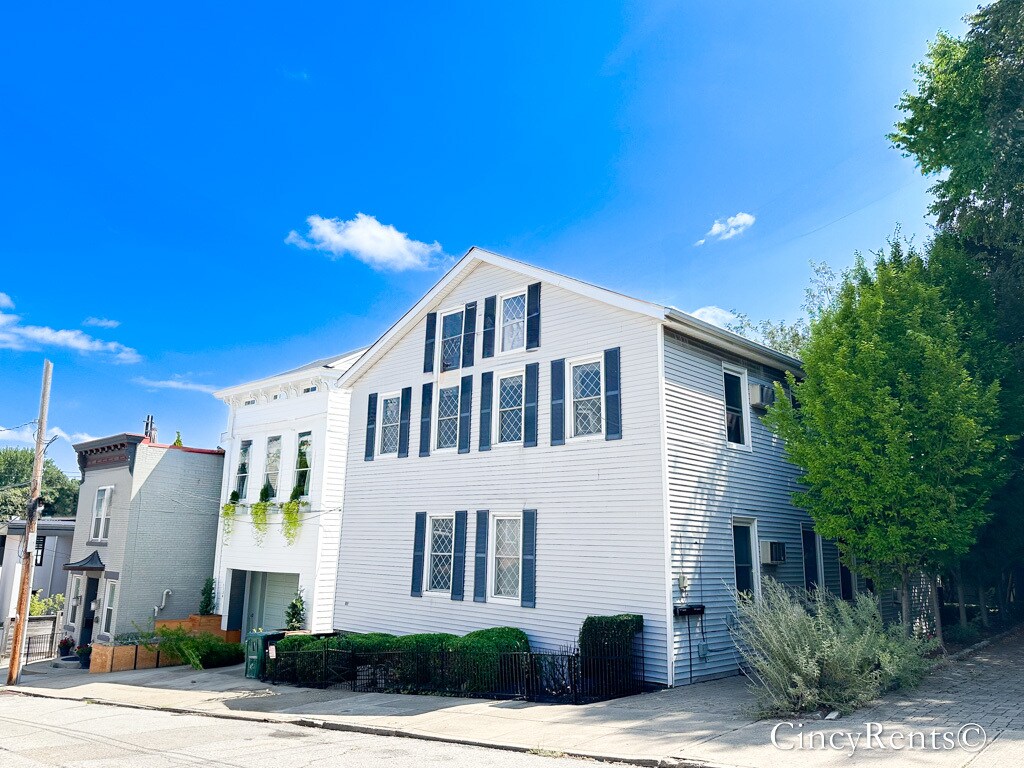 Foto principal - 1132 Fuller St