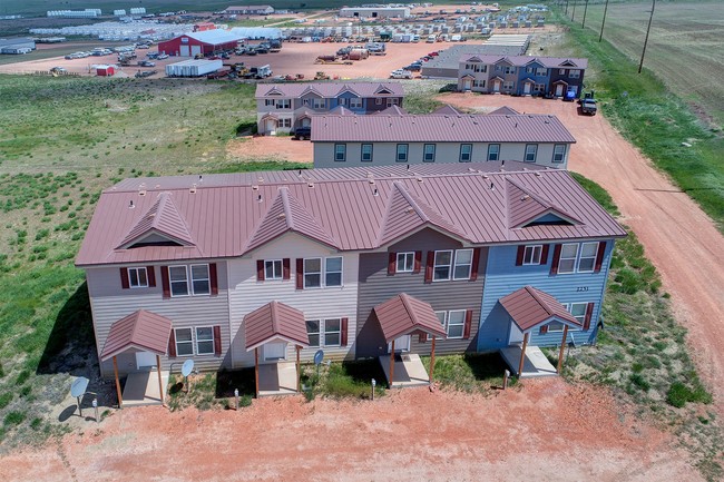 Building Photo - Watford City Townhomes