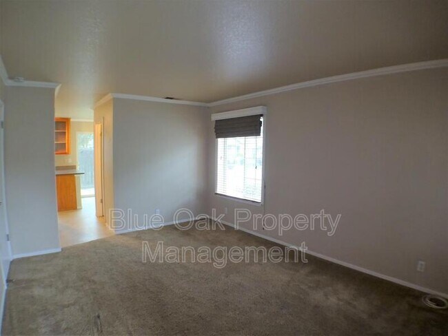 Building Photo - 1125 Sheridan Ave