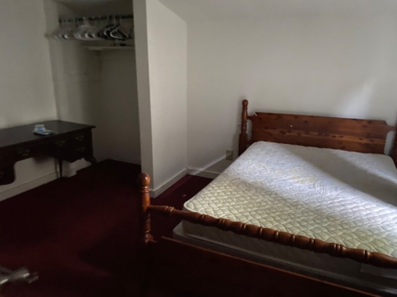 Primary Photo - 60 Rogge St