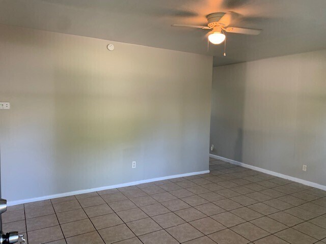 Building Photo - 5939 PRICE LANE