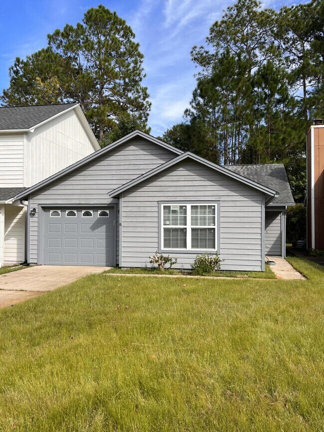 50 Kelly Way, Valparaiso, FL 32580 House Rental in Valparaiso, FL