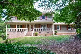 Building Photo - 5120 E Shore Dr SW