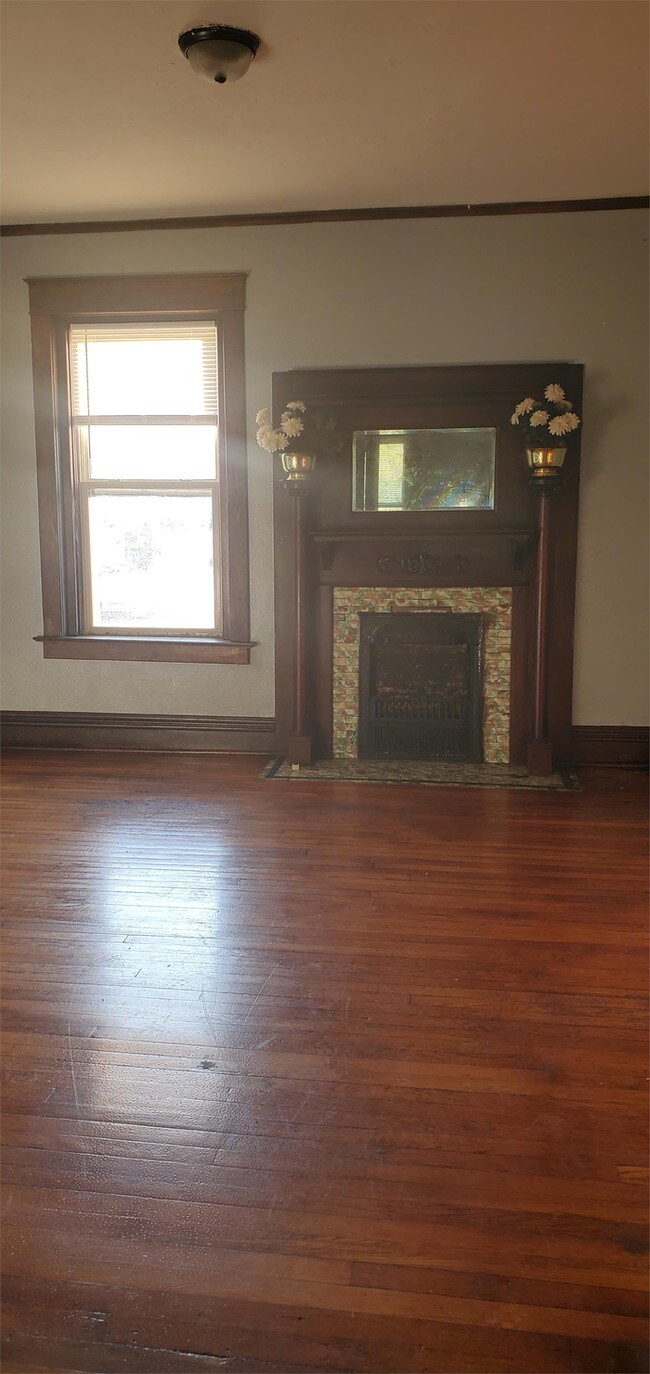 Building Photo - 3521 St John Ave