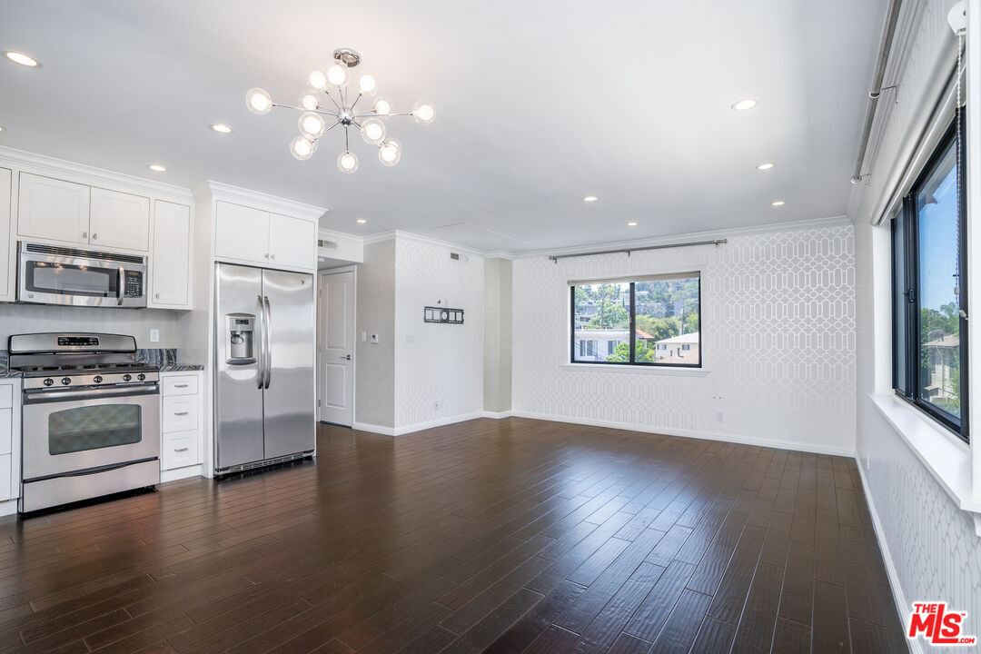 1502 Rock Glen Ave Unit I, Glendale, CA 91205 Room for Rent in