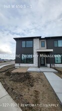 Building Photo - 948 W State Rd