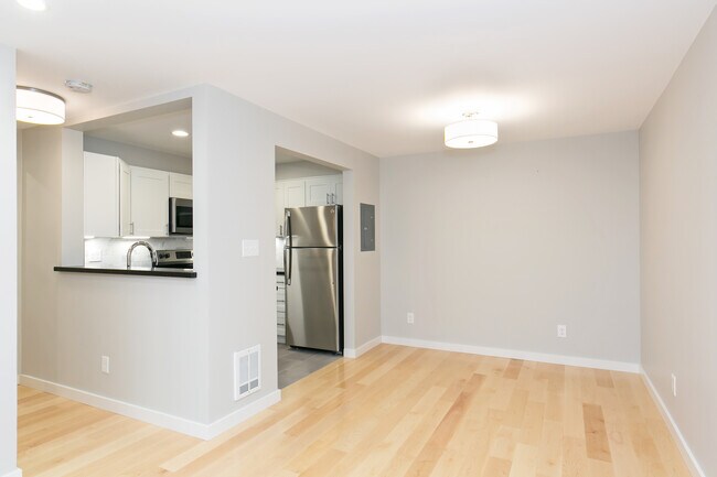 Foto del edificio - 1235 Taylor Ave N