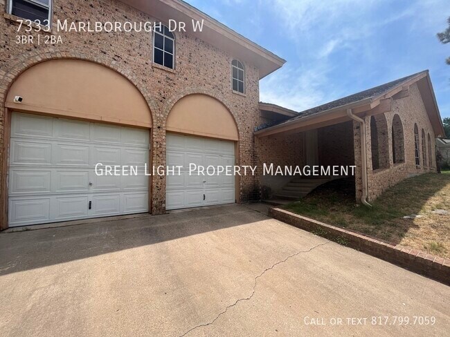Foto del edificio - 7333 Marlborough Dr W