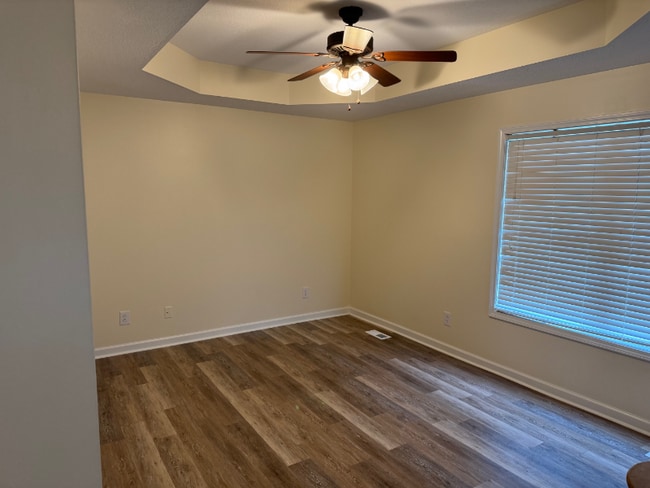 Building Photo - 3122 Clydesdale Dr