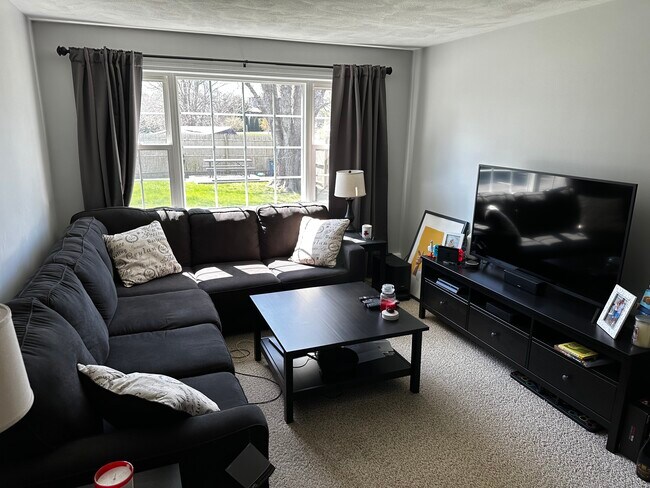 Foto del edificio - 163 Center St