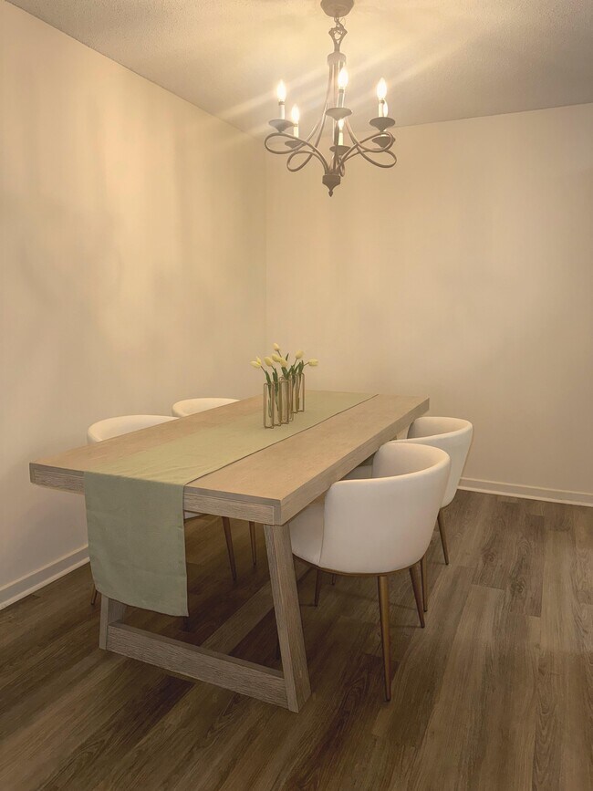 Foto del edificio - Lexington Pointe Apartment Homes
