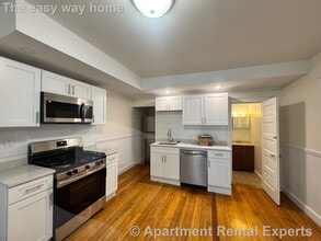 Building Photo - 38 Linden Ave