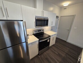 Building Photo - 1125 Pembina Hwy