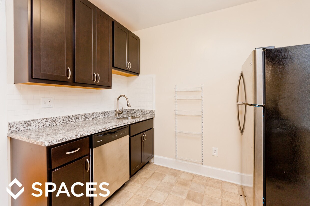 Foto principal - 4860 N Hermitage Ave