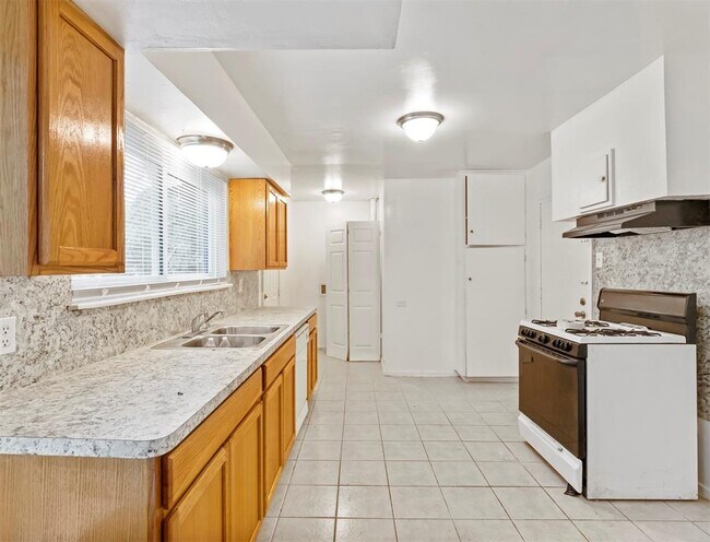 Foto del edificio - 8814 Vinearbor St