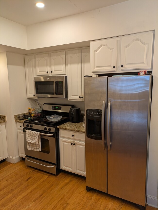 Foto del edificio - 95 Webster Ave