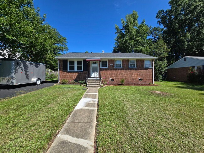 Foto del edificio - 2312 Reed Rd