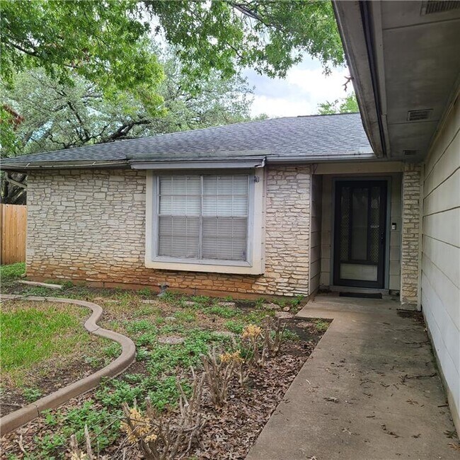 Building Photo - 3700 Cookstown Dr