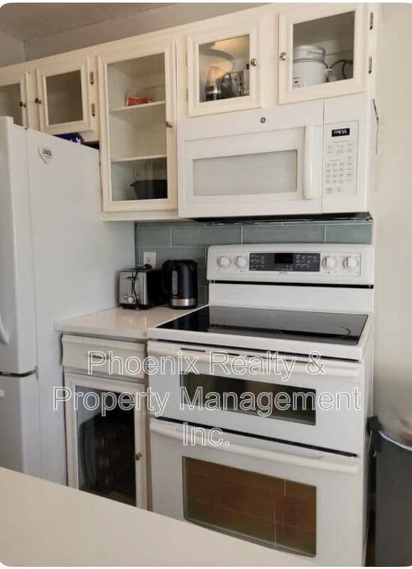 Photo - 3009 Madison Ave Apartment