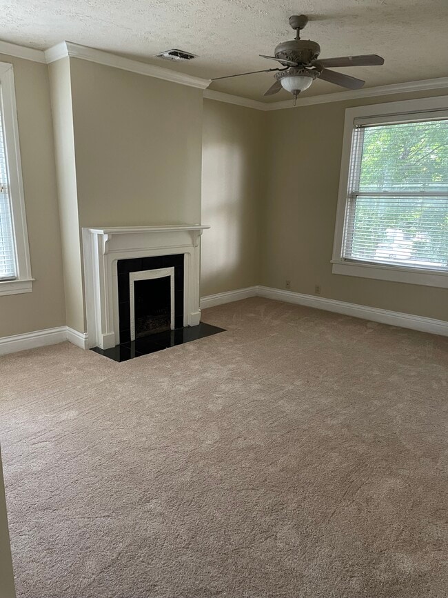 Bedroom - 105 Crescent Ct