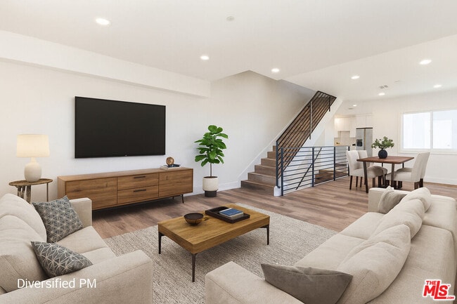 Foto del edificio - 4507 W 18th St