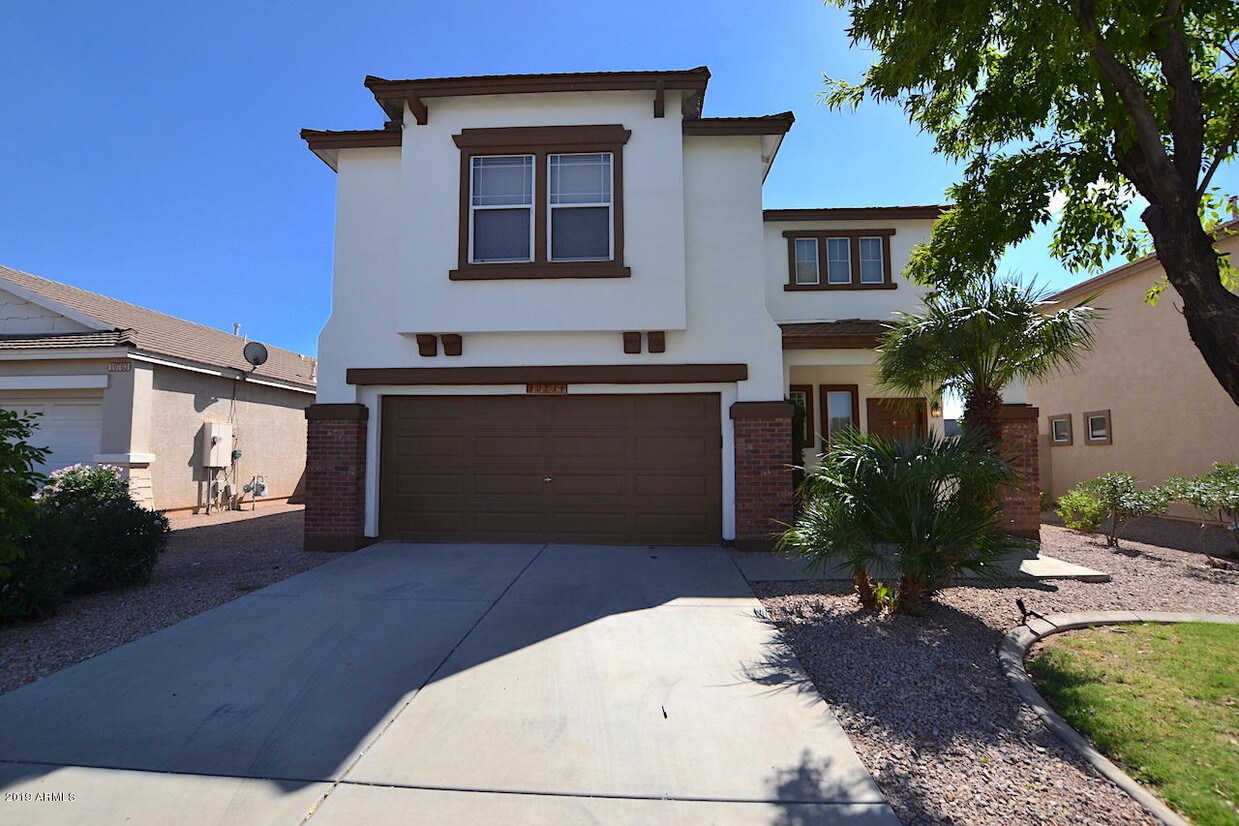 10759 E Portobello Ave, Mesa, AZ 85212 House for Rent in Mesa, AZ